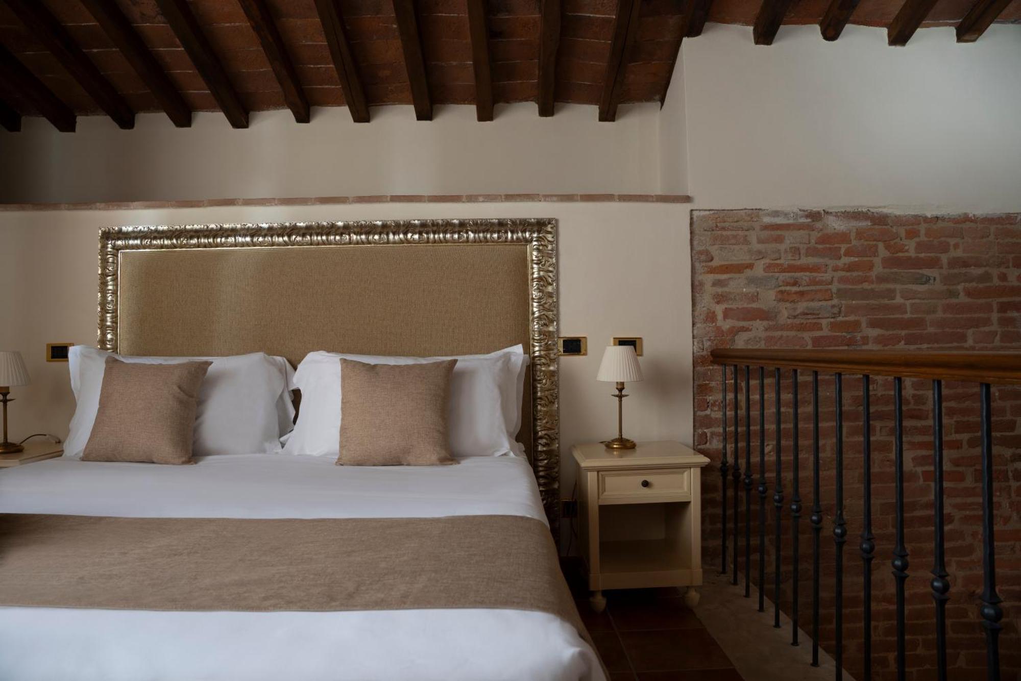 Отель Castello Di Leonina Relais - Adults Only Сиена Экстерьер фото
